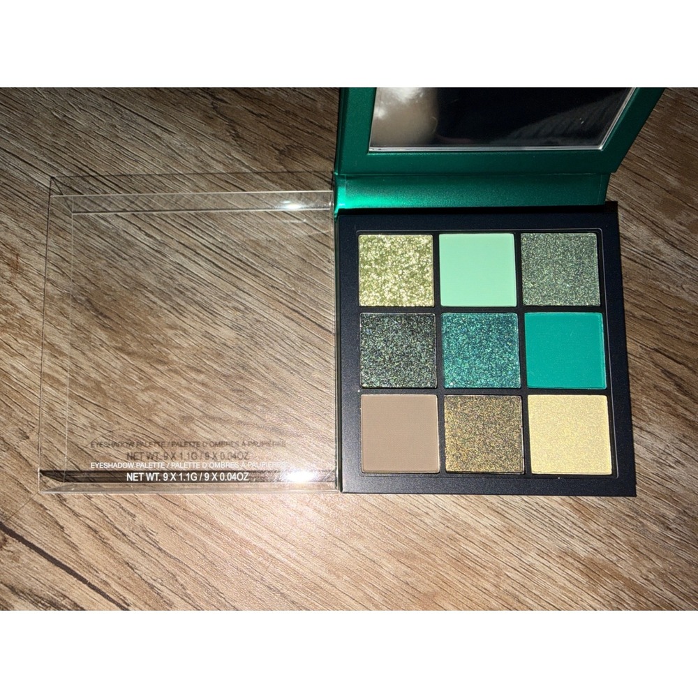 Huda Beauty Eyeshadow Palette Emerald Obsessions 9 Pan Matte Shimmer eyes makeup